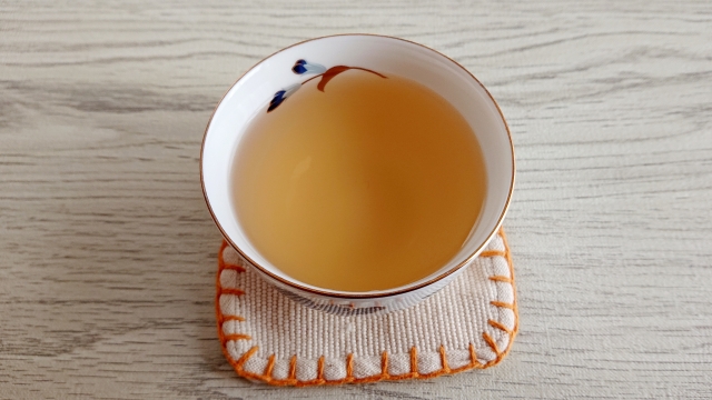 冷蔵保存するお茶の鮮度維持期間と最適な方法