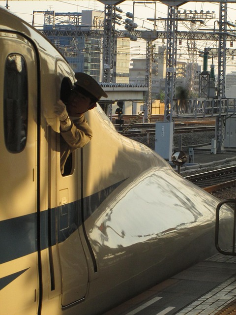 新幹線車掌を呼びたいときの方法
