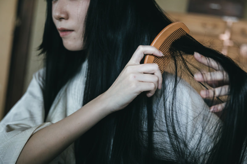 美容師からのリベンジ：セルフカットをやめたほうがいい場合