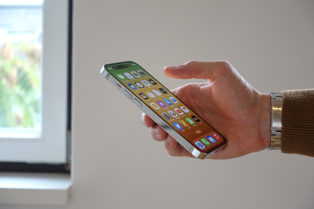 Siriで楽しむ！隠しコマンドの魅力