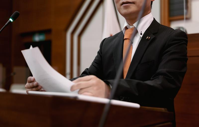 上程とは何か？議会用語を徹底解説