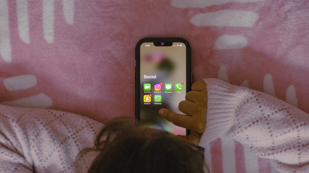 iPhoneアラームは何分鳴り続ける?基本仕様をチェック