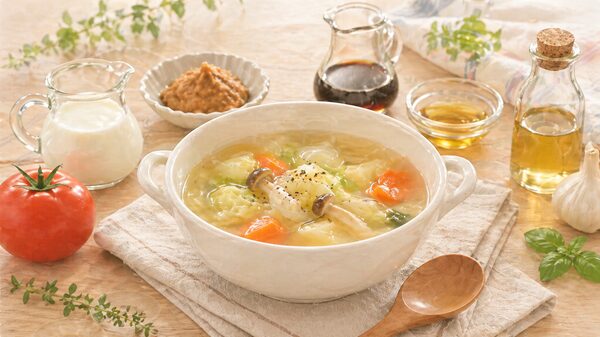 コンソメ以外の味付けで楽しむ野菜たっぷりの洋風スープ